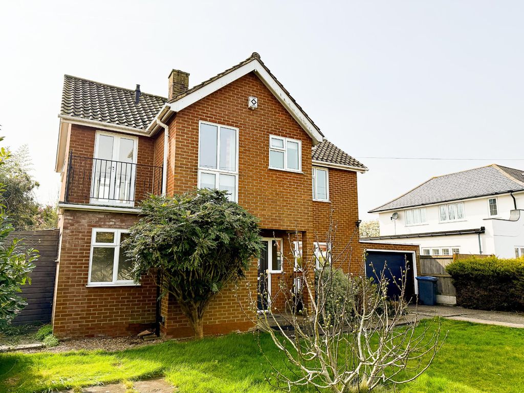 Property photo 1 of 17 Picture No. 14