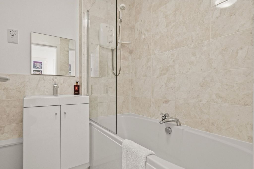 Additional image 15 of 2 bed flat for saleGuthrie Court, Gleneagles Village PH3