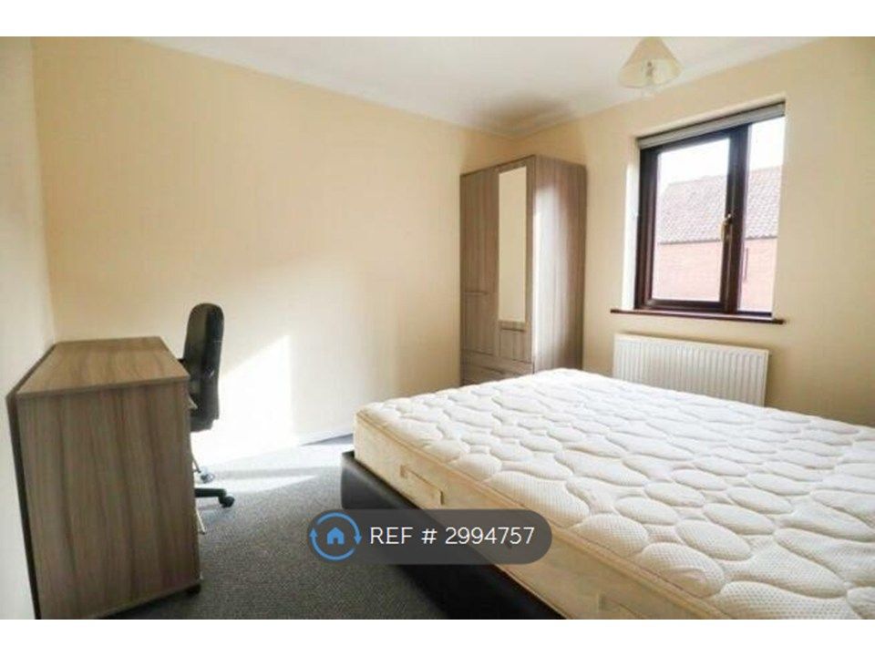 Property photo 1 of 9 Room 3 King Size Room