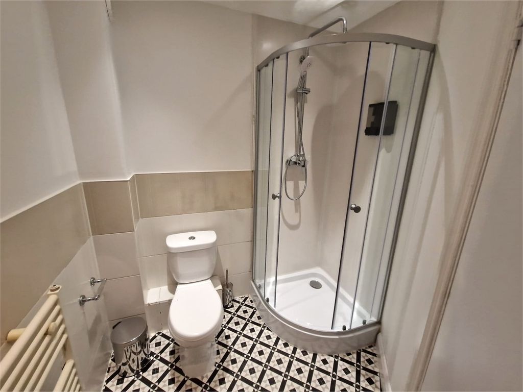 Property photo 2 of 3