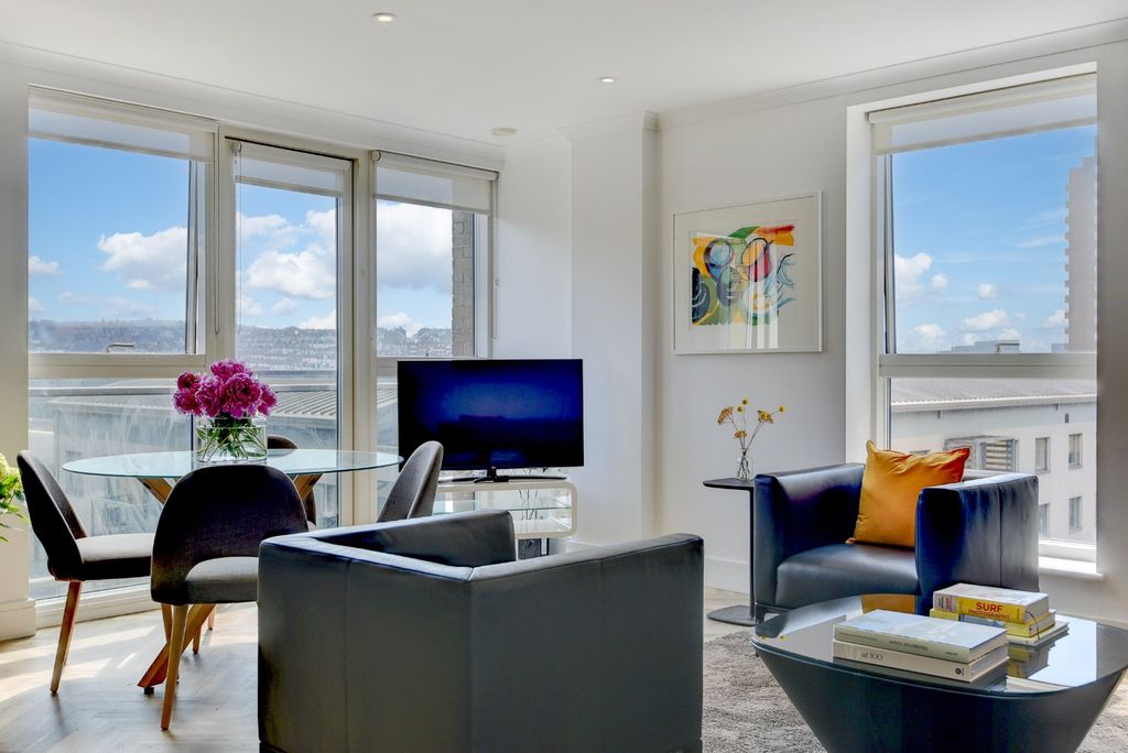 Property photo 2 of 17 5004991