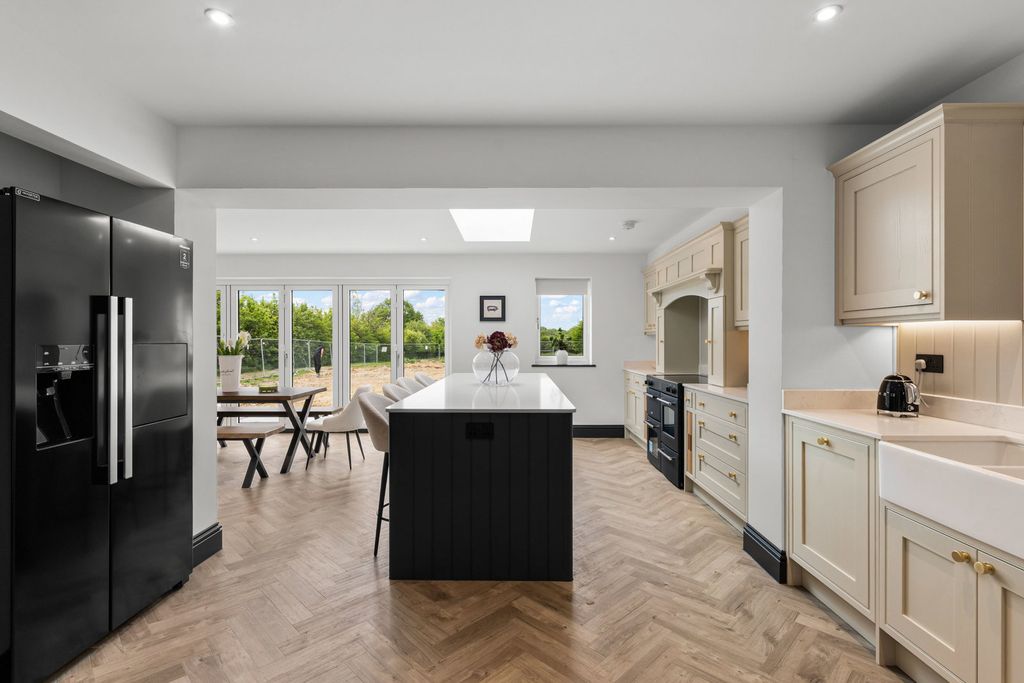 Additional image 6 of 4 bed detached house for saleOlive Tree Farm, Bowerland Lane. RH7