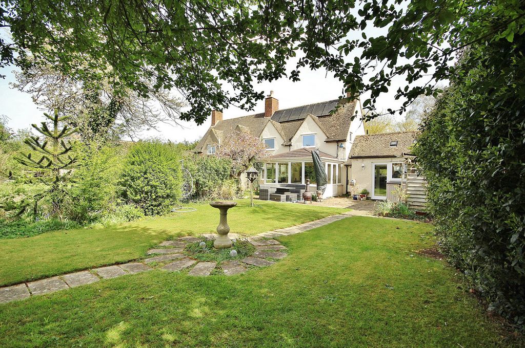 Property photo 1 of 25