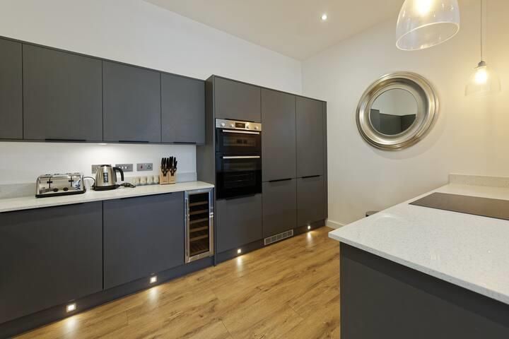 Property photo 1 of 10 11.Jpeg