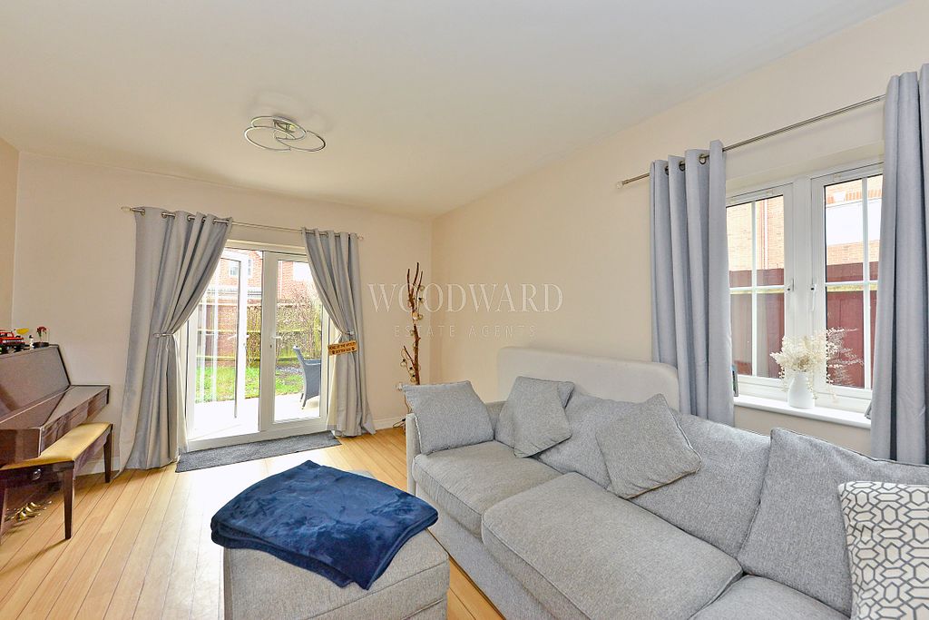 Property photo 2 of 14 Living Room