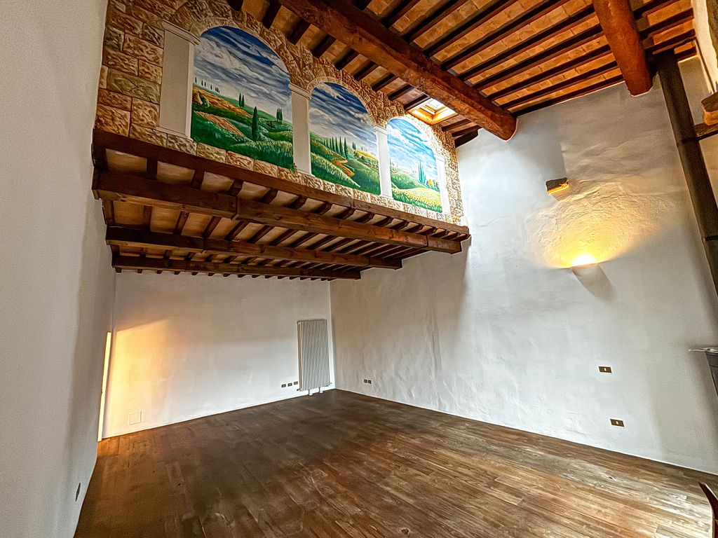 Property photo 1 of 34
