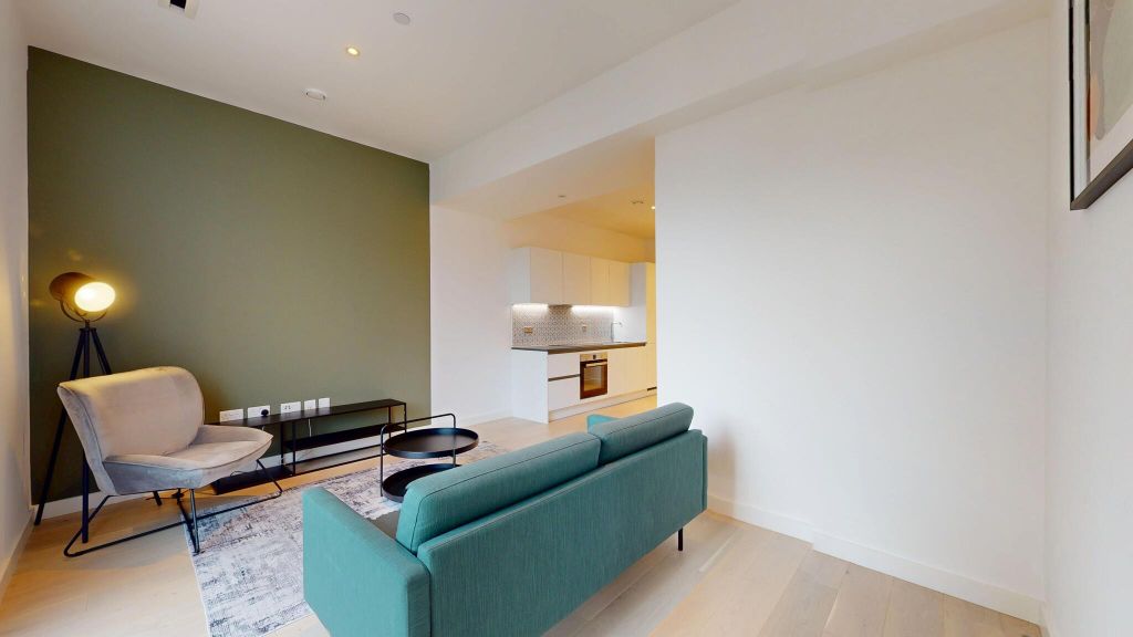 Property photo 3 of 21