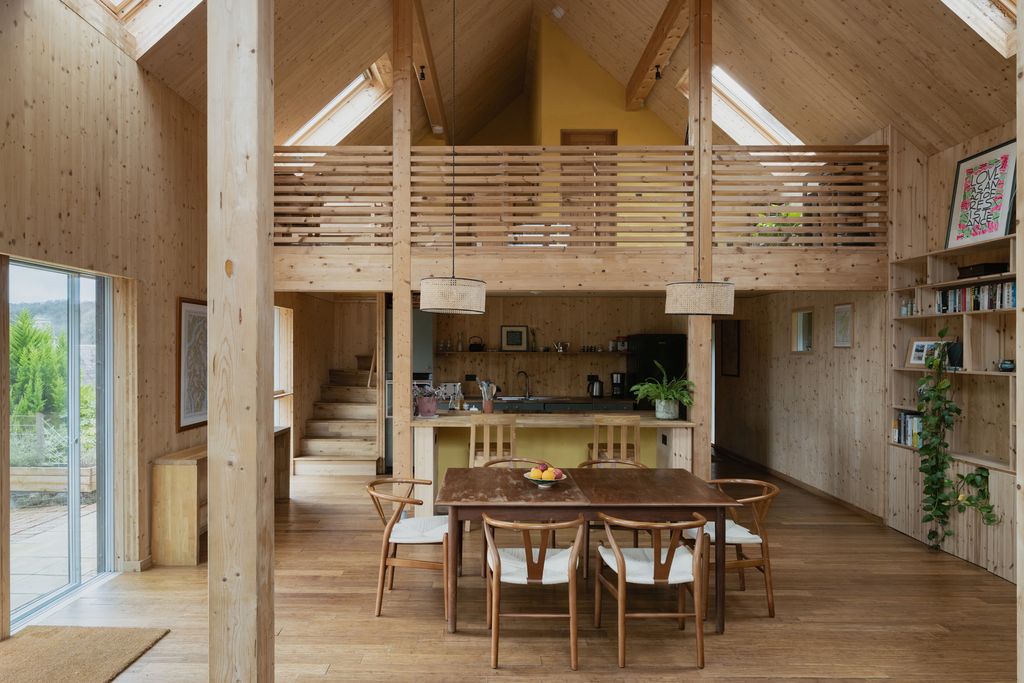 Property photo 3 of 30 323767 - Doune Cottage, Garelochhead, Scotland -51.Jpg