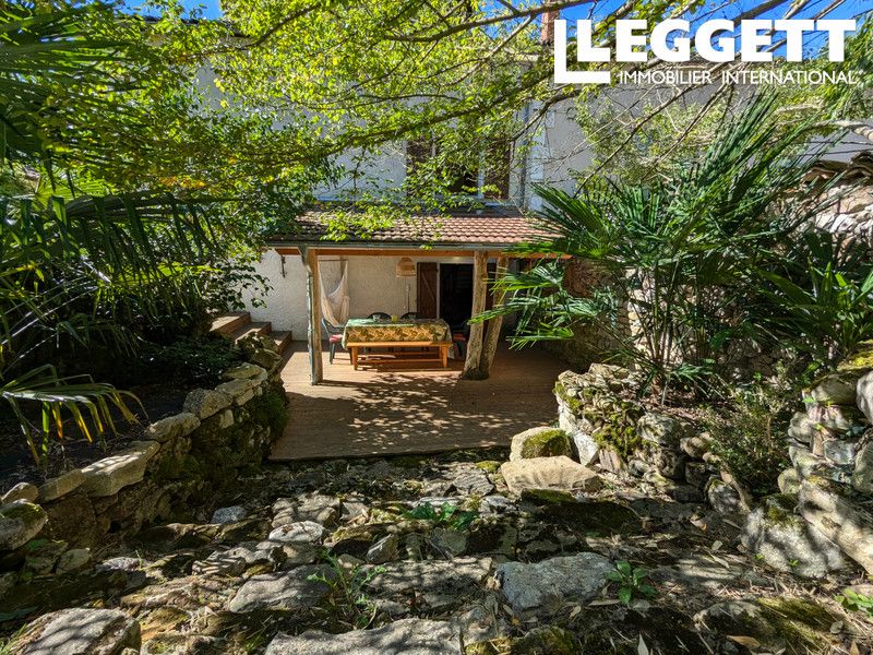 Property photo 2 of 10