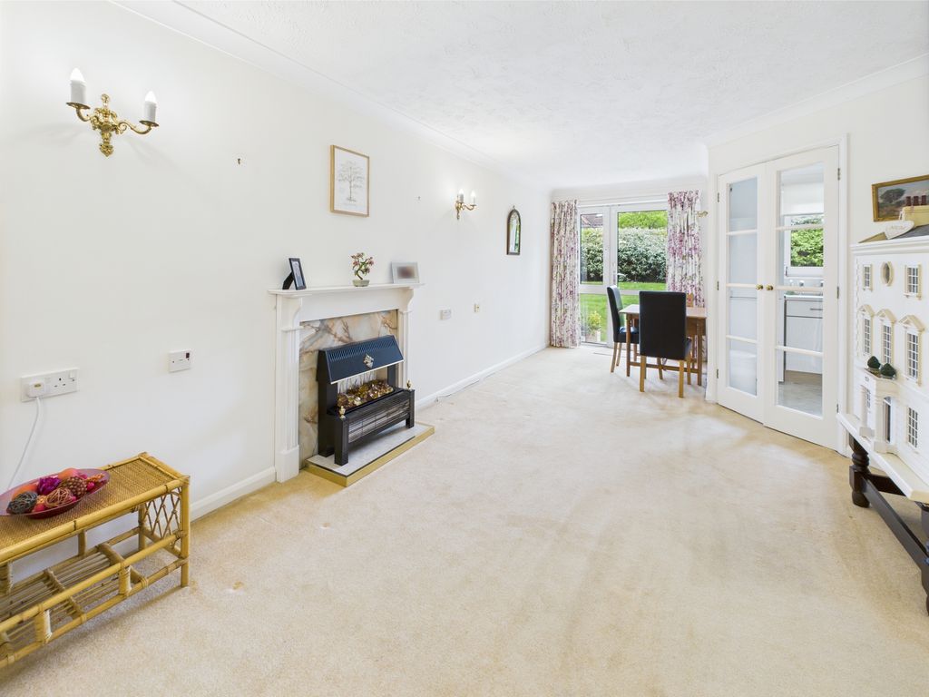 Property photo 3 of 12