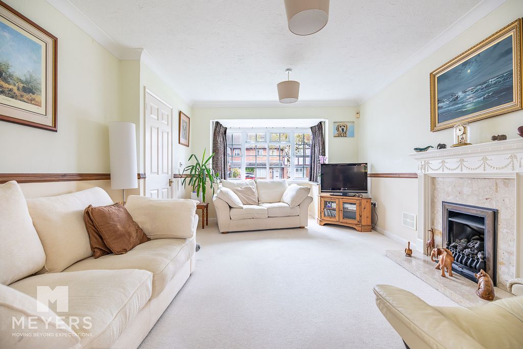 Property photo 3 of 20