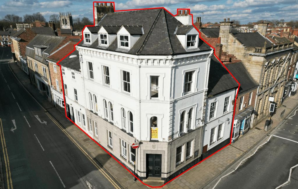 Property photo 1 of 4 Red Line Tadcaster Bank Compressed.Png