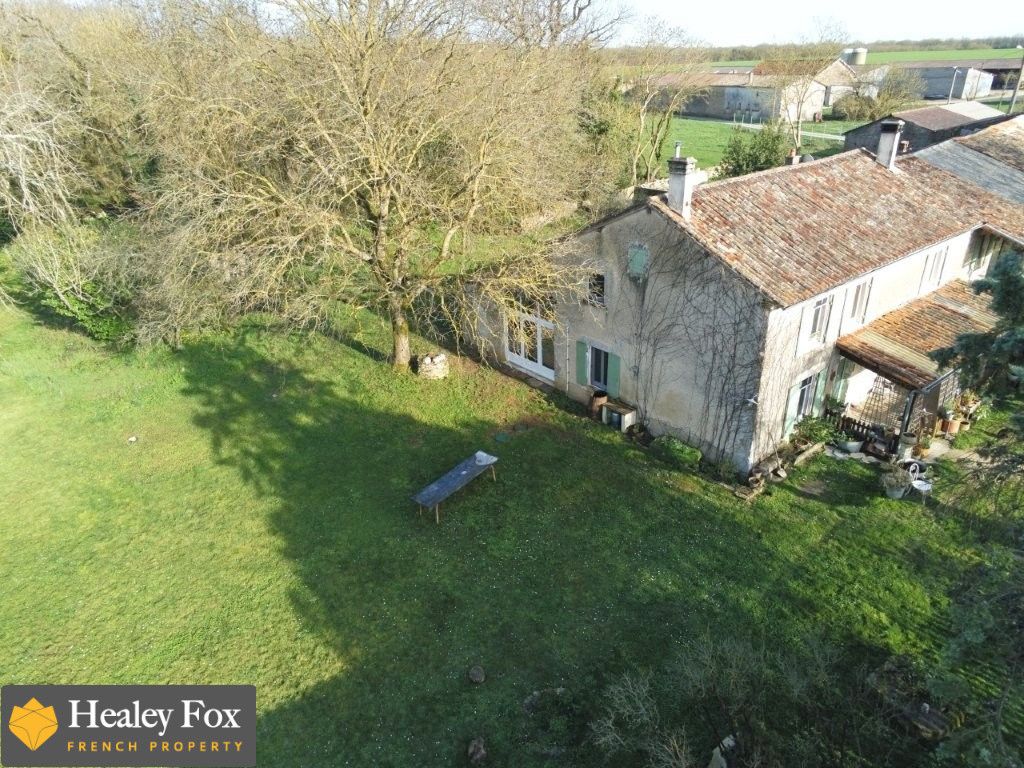 Property photo 2 of 55 269A0212608c44