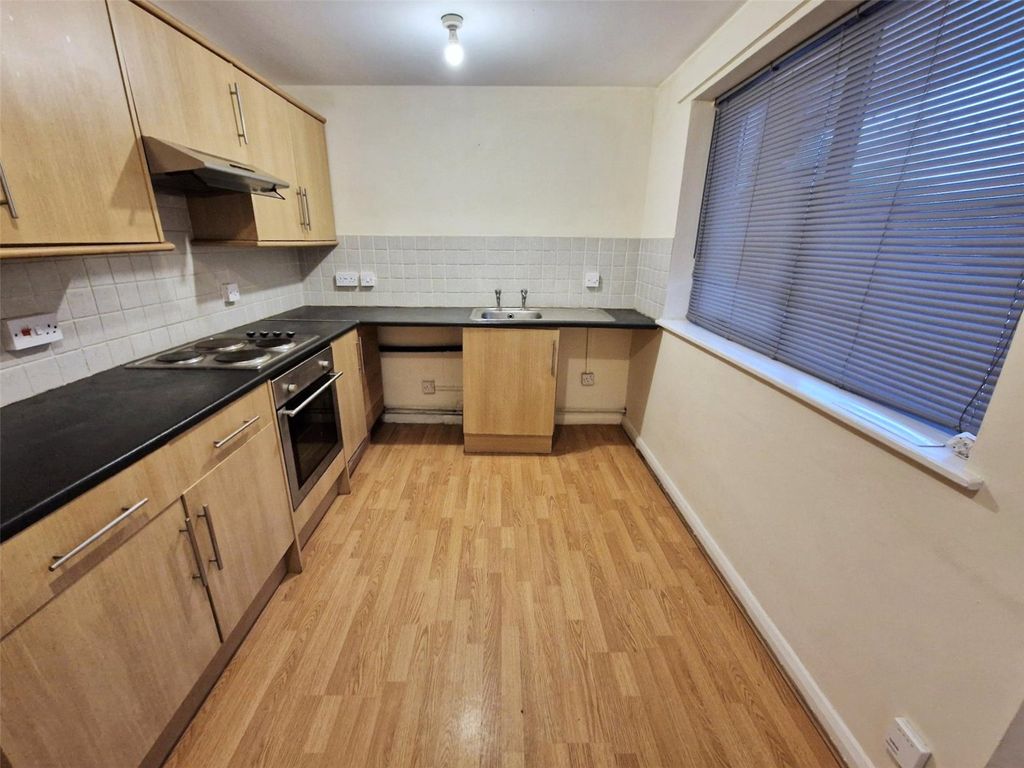 Property photo 2 of 6 Picture No. 02