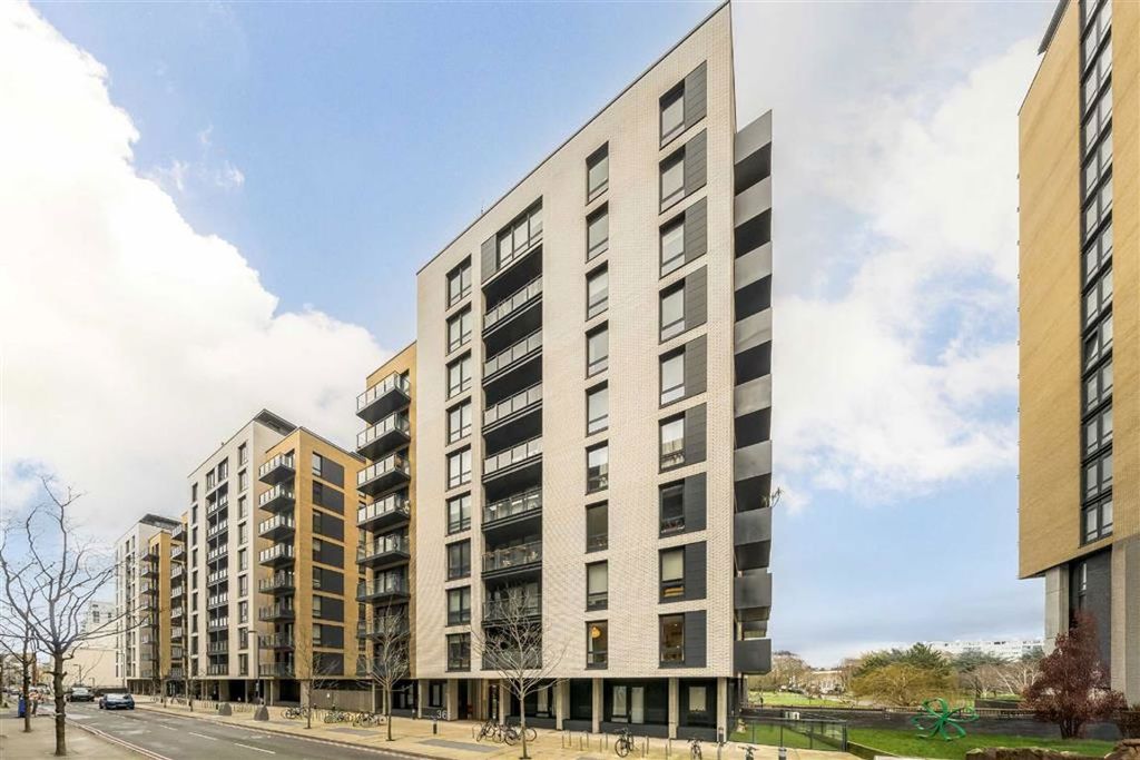 Property photo 1 of 11