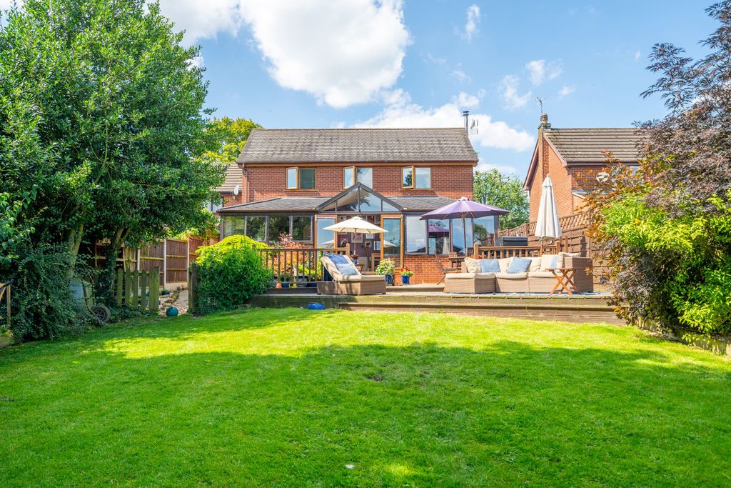 Property photo 3 of 39