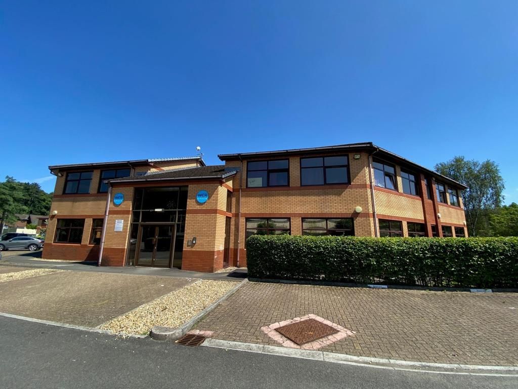 Property photo 1 of 14 Photo 6