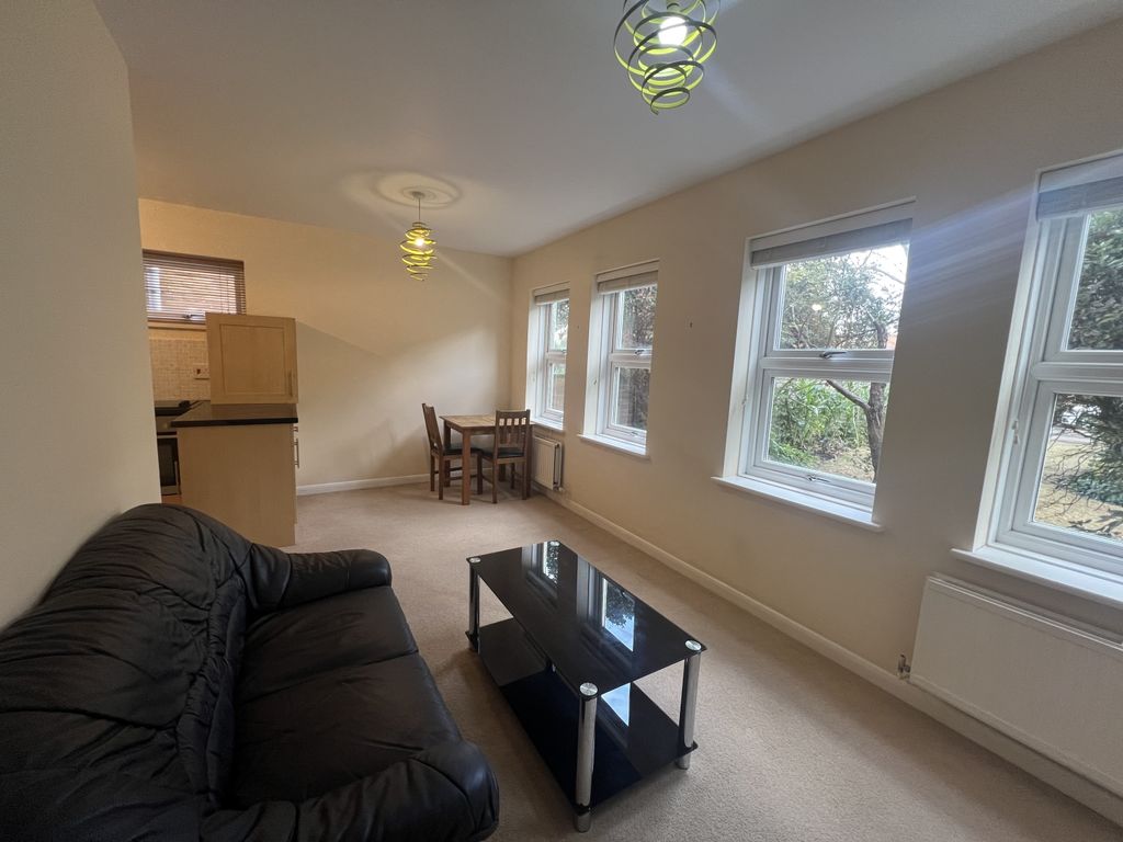 Property photo 1 of 7 Img_0023