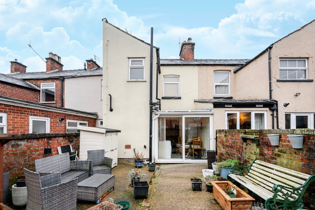 Property photo 1 of 26