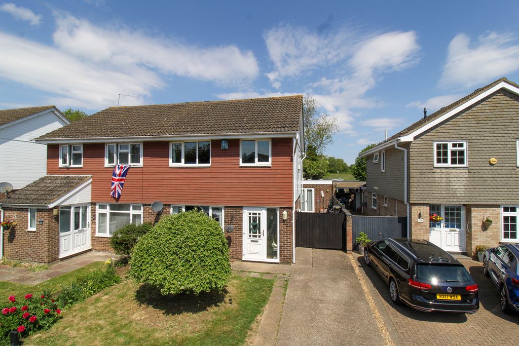 Property photo 1 of 24
