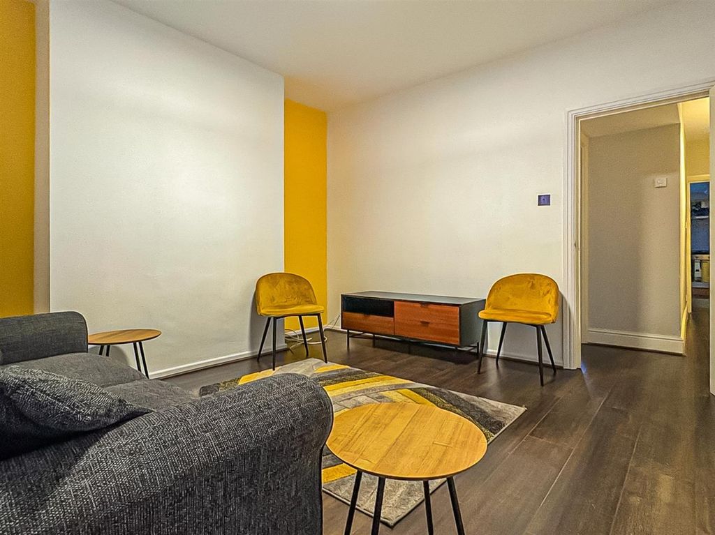 Property photo 1 of 14 0Xsixx1_F0Gsyjj9Tuaxuq.Jpg