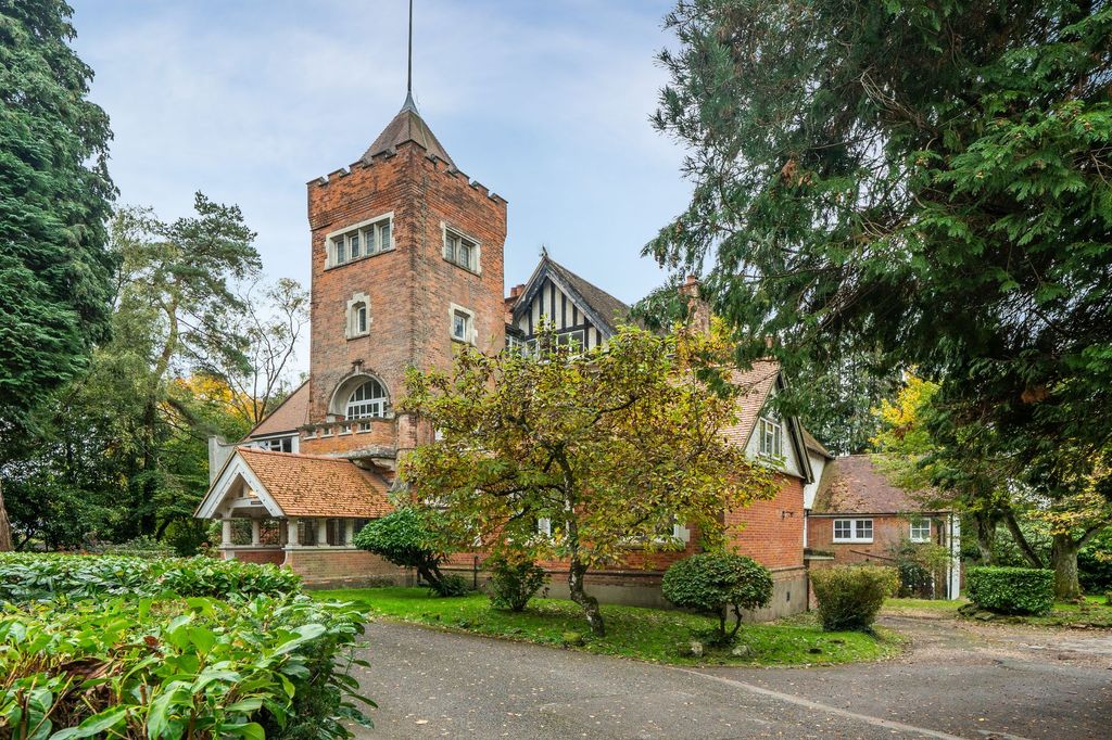 Property photo 1 of 7 Front Block Elevation