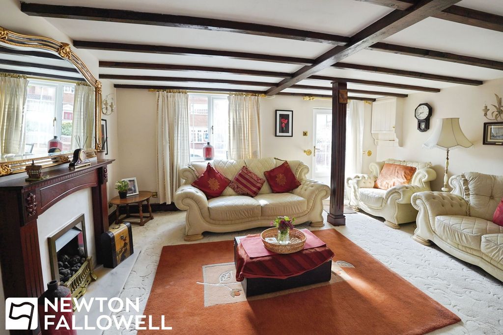 Property photo 2 of 9