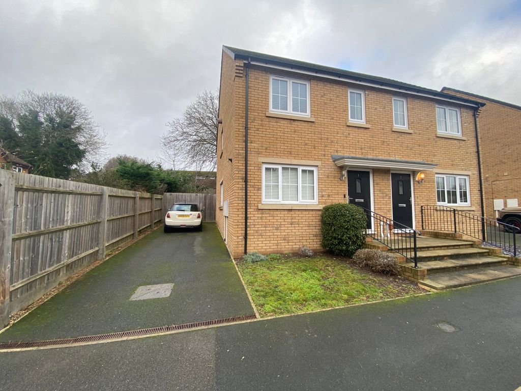 Property photo 1 of 14 Photo 13