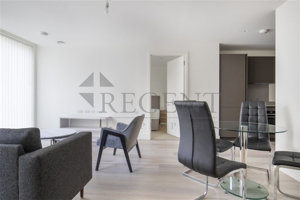 Property photo 2 of 9 Open Plan