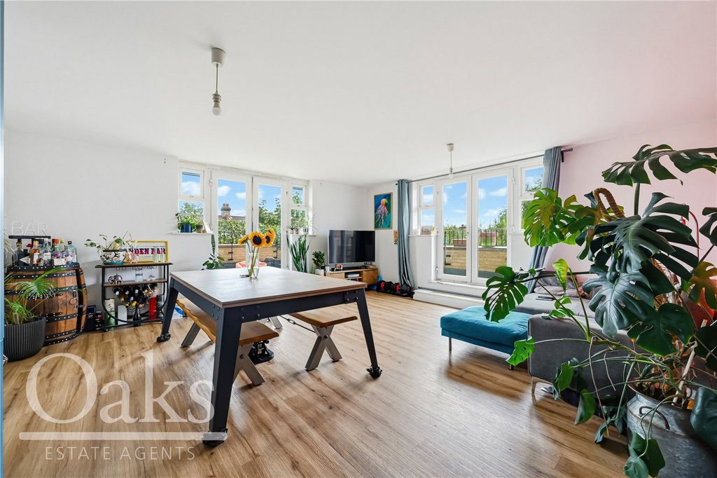 Property photo 1 of 8 Picture No. 08