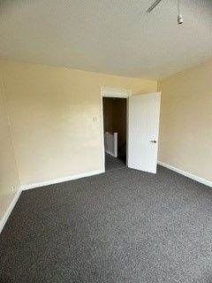 Property photo 2 of 9 Room