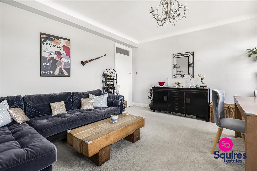 Property photo 3 of 20