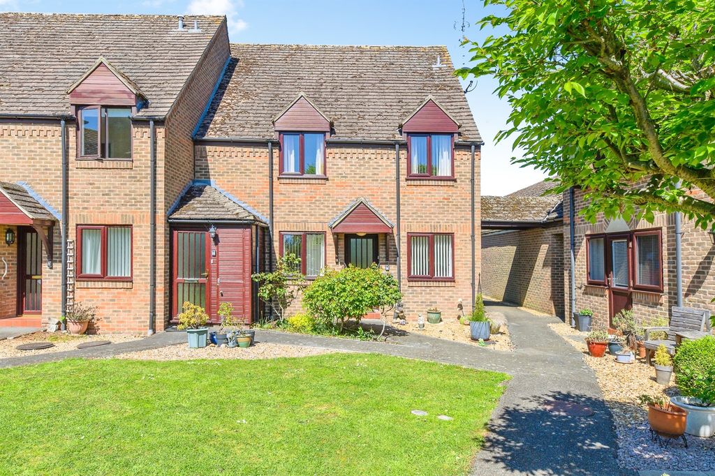 Property photo 1 of 15