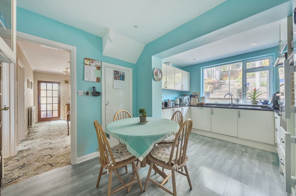 Property photo 3 of 25 1318392-7-6862B41...