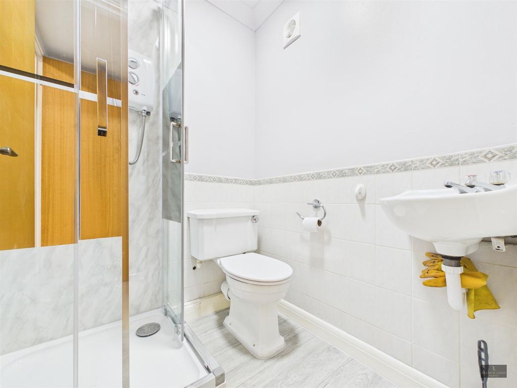 Additional image 6 of 3 bed flat to rentAngel Pavement, Fore Street, Exeter EX4