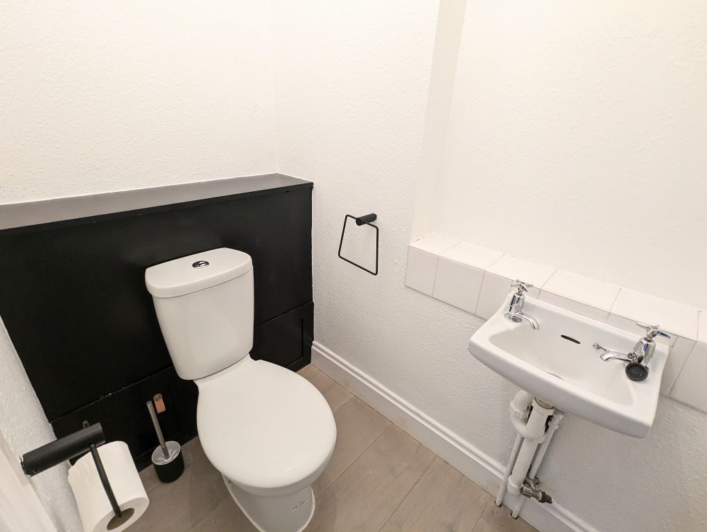 Additional image 6 of 3 bed detached house to rentGreencroft Close, Darlington DL3