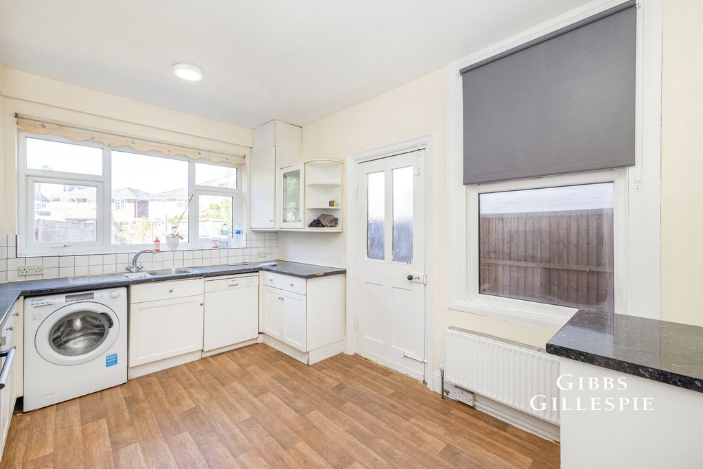 Property photo 2 of 14 Pbox-Img.Jpg