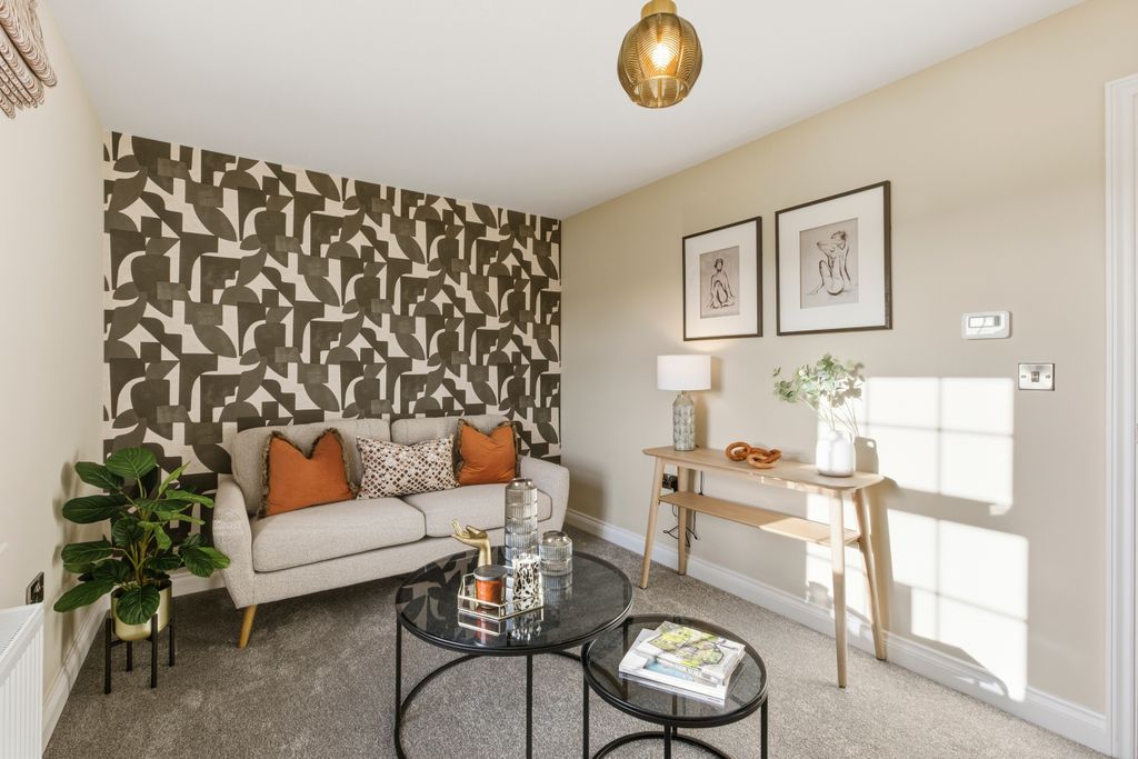 Property photo 3 of 7 Example Lounge