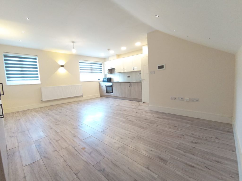Property photo 1 of 12 1