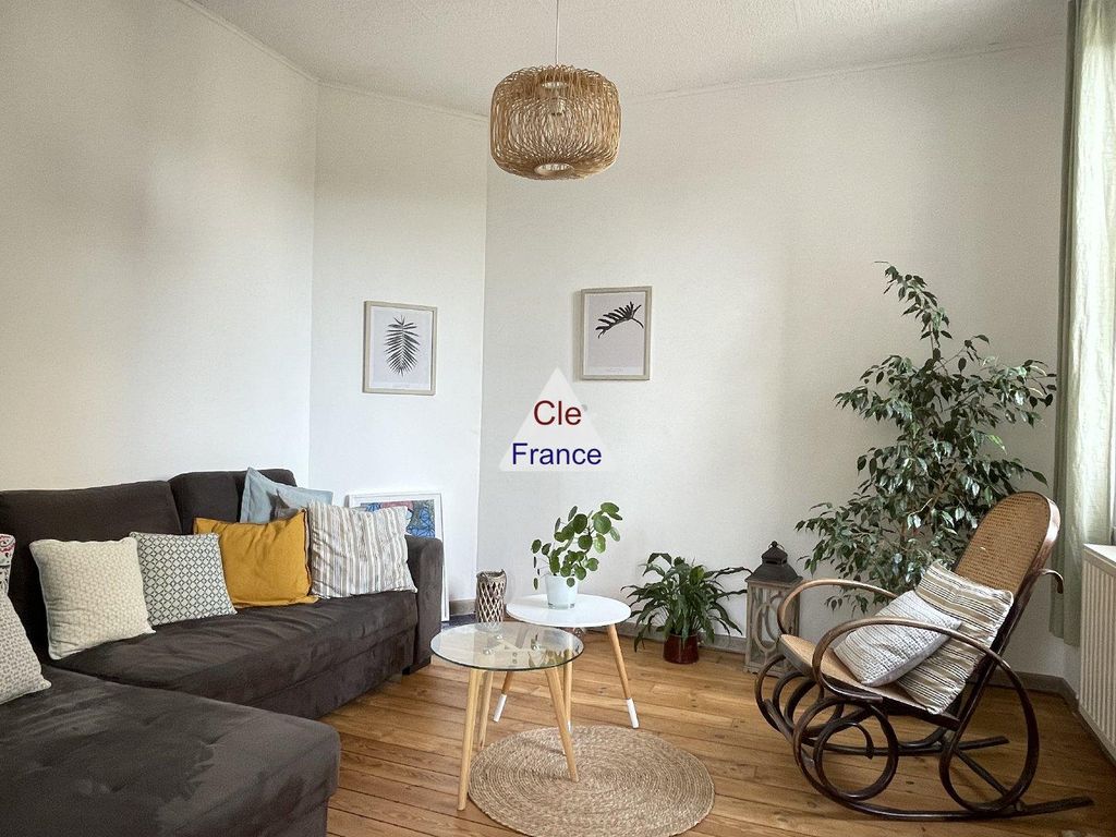 Property photo 2 of 8