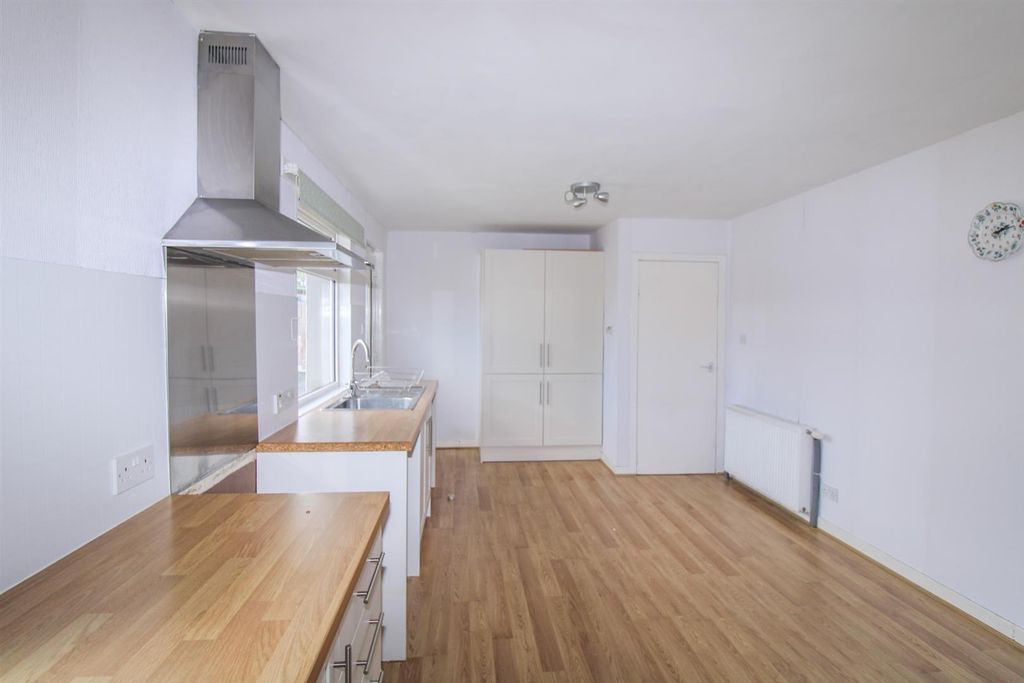 Property photo 3 of 11 Kitchen-Diner (2)-2.Jpg