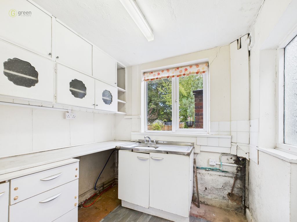 Property photo 3 of 45