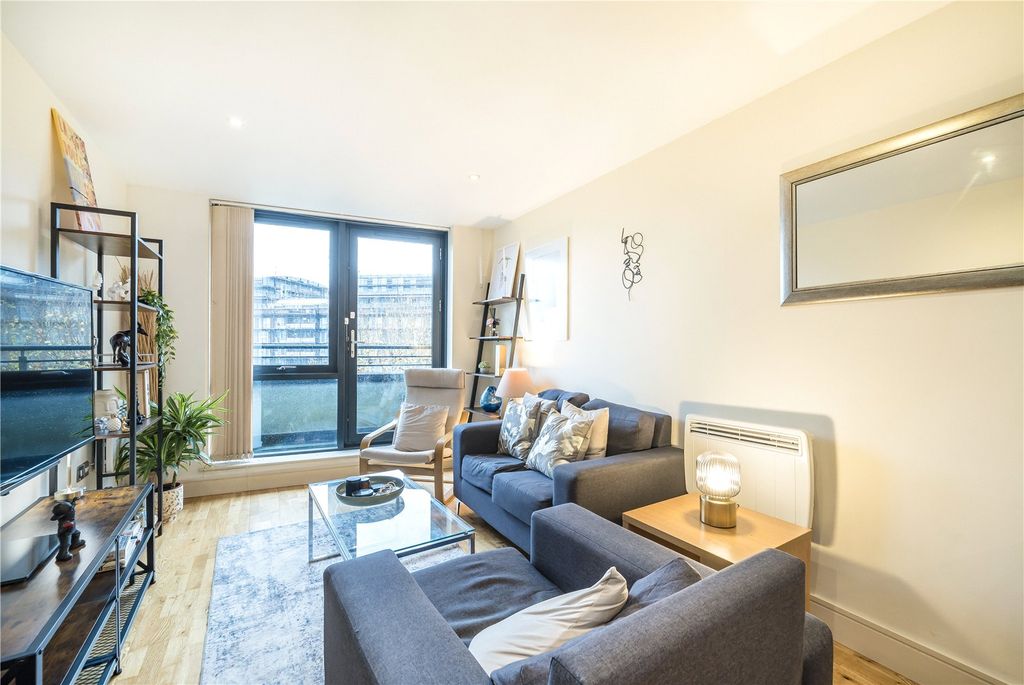 Property photo 2 of 8 Picture No. 07