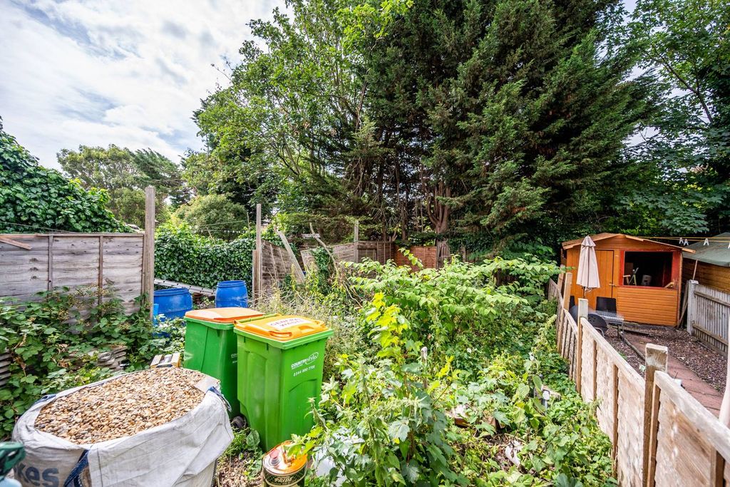 Property photo 1 of 4