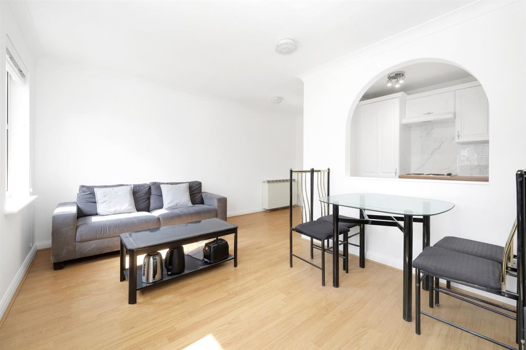 Property photo 1 of 16 Img_8067.Jpg