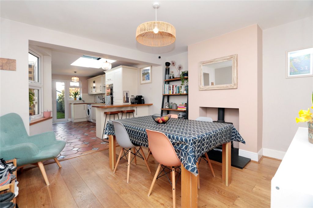 Property photo 3 of 12 Picture No. 19