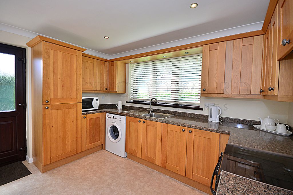 Property photo 3 of 12 Kitchen/Breakfast Room