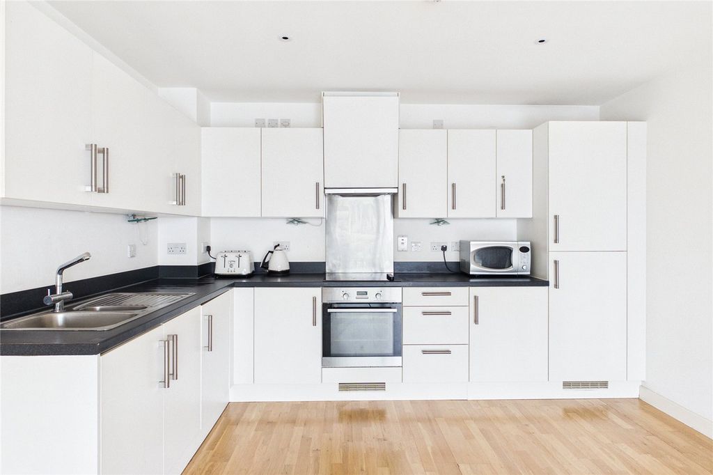 Property photo 2 of 16 Picture No. 09