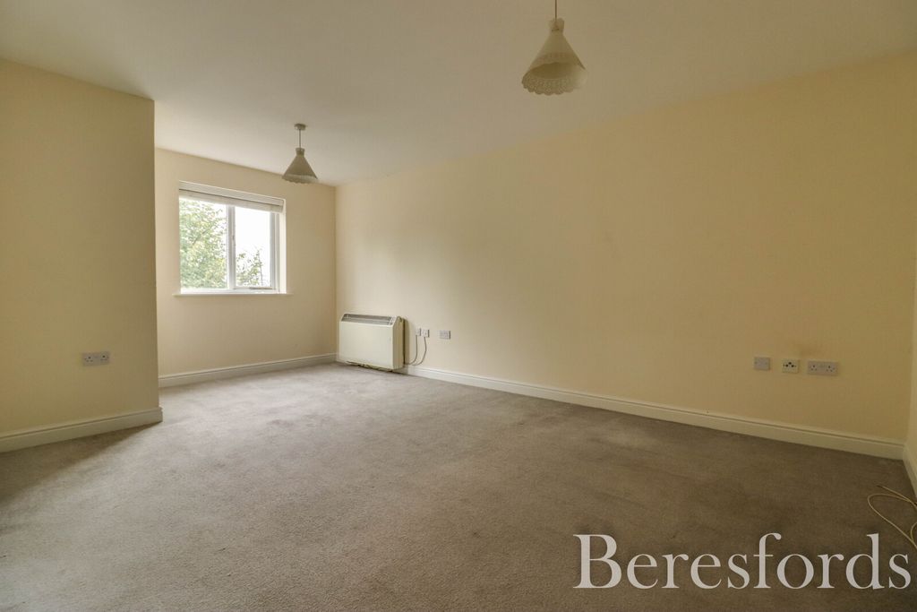 Property photo 3 of 10 Picture No. 11