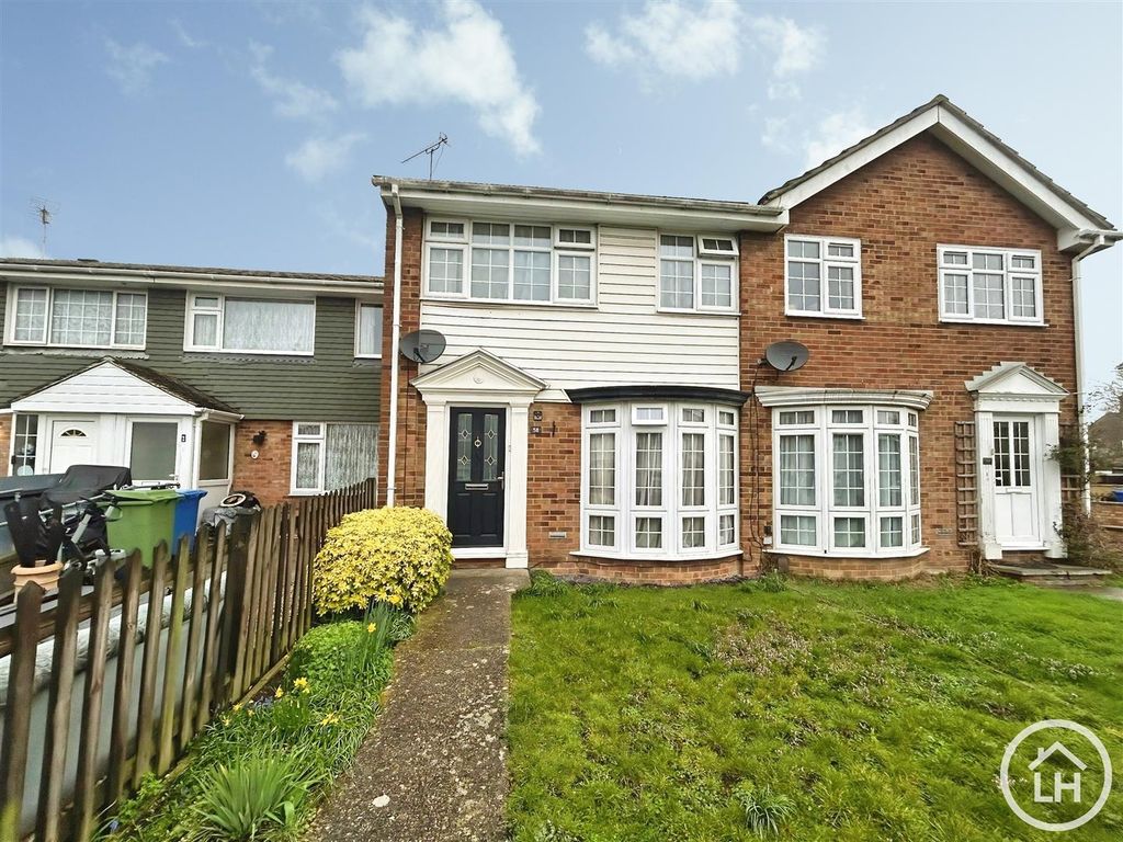 Property photo 1 of 13 External